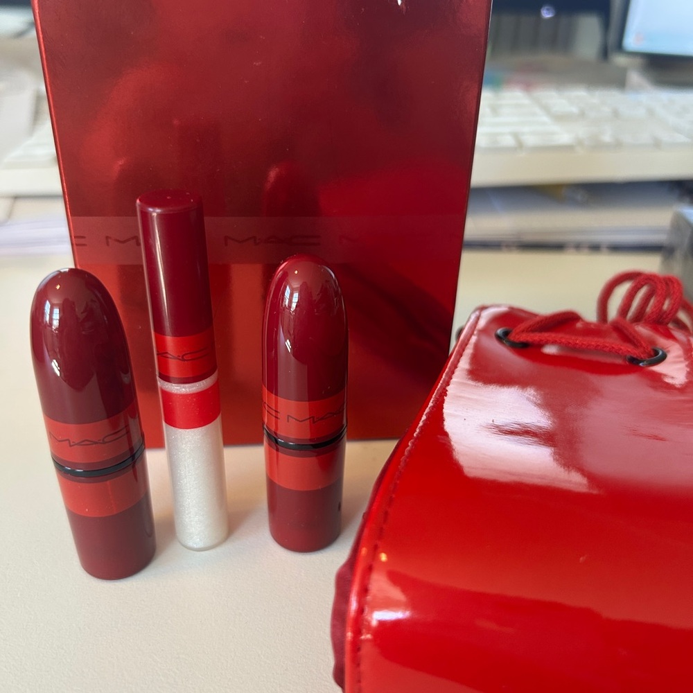 Limited edition MAC holiday Lipstick Set with bag.